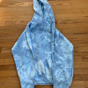 tie dye sweatshirt